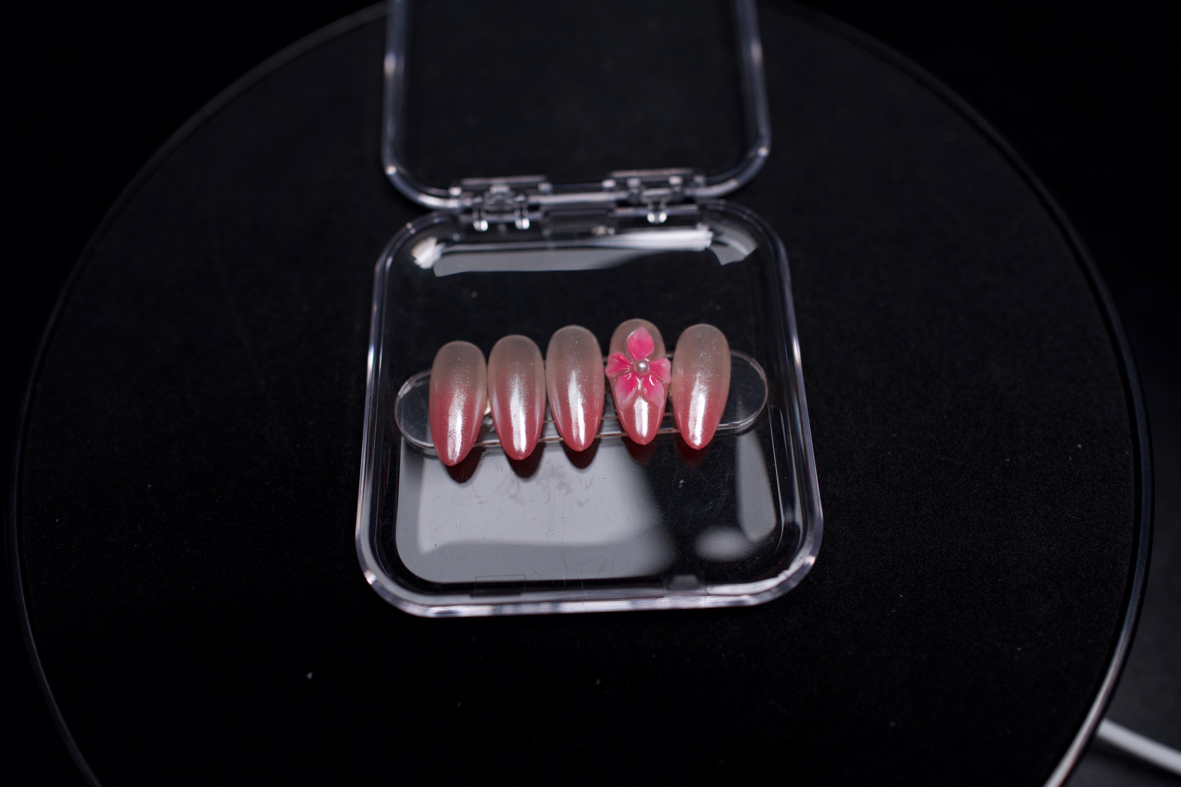 Caramel Lace press-on nail set