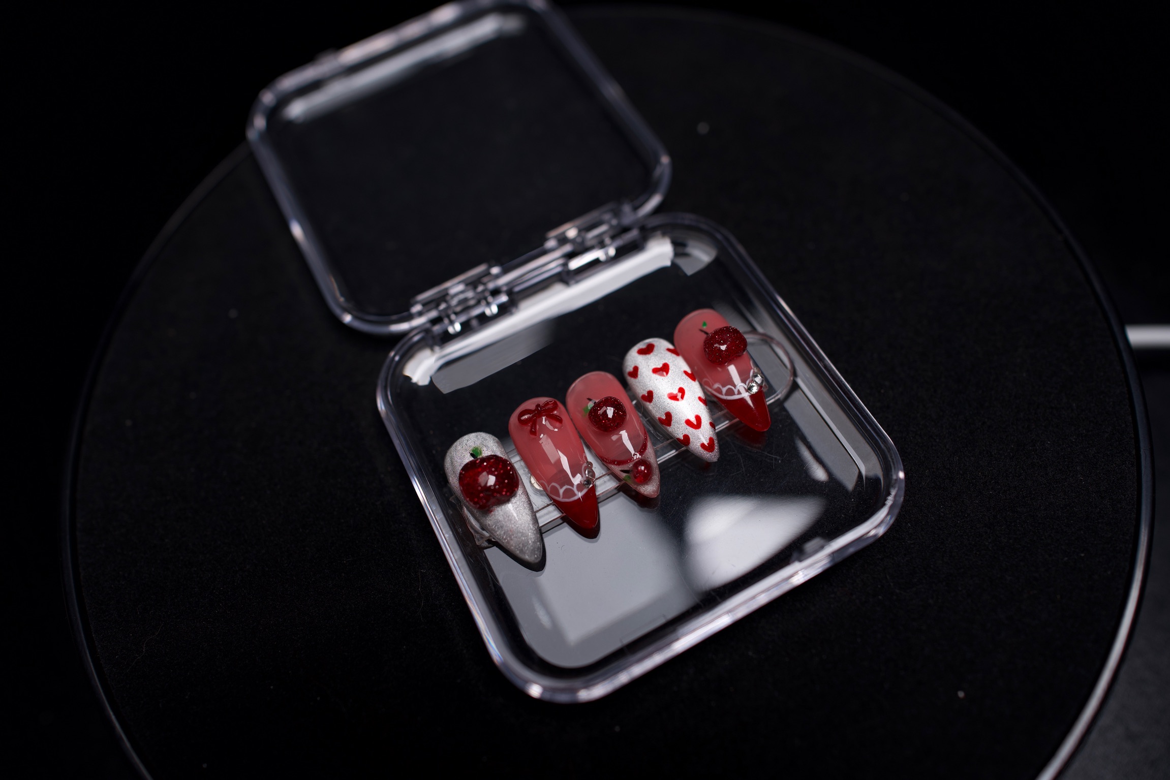 Midnight Garden press-on nail set